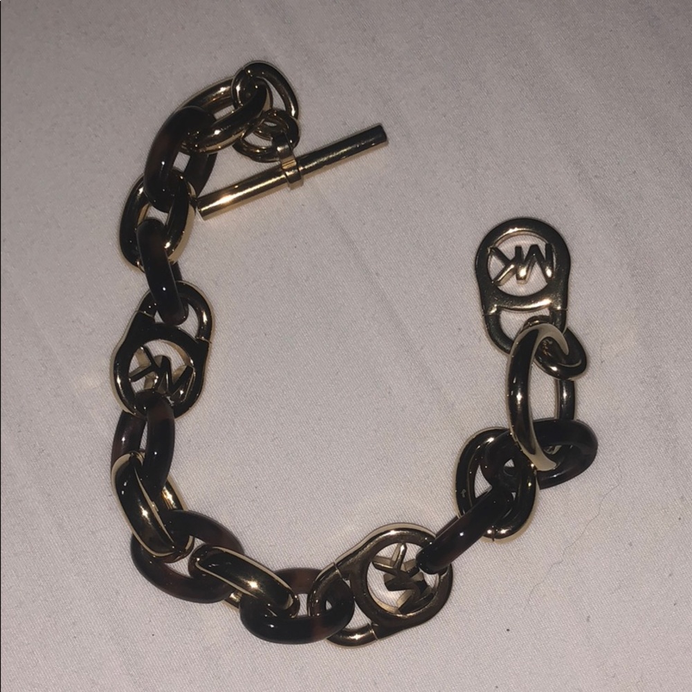 Michael Korea’s link bracelet